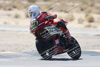 media/Oct-02-2025-Racers Edge (Thu) [[2c91cb6ab3]]/3-B Group/Session 3-Turn 16 (12pm)/